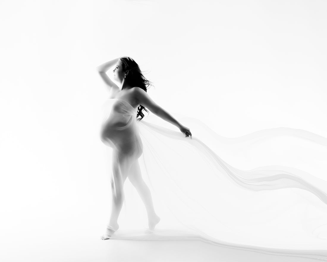 Toronto Maternity Photographer: Your Guide to Finding the Perfect One