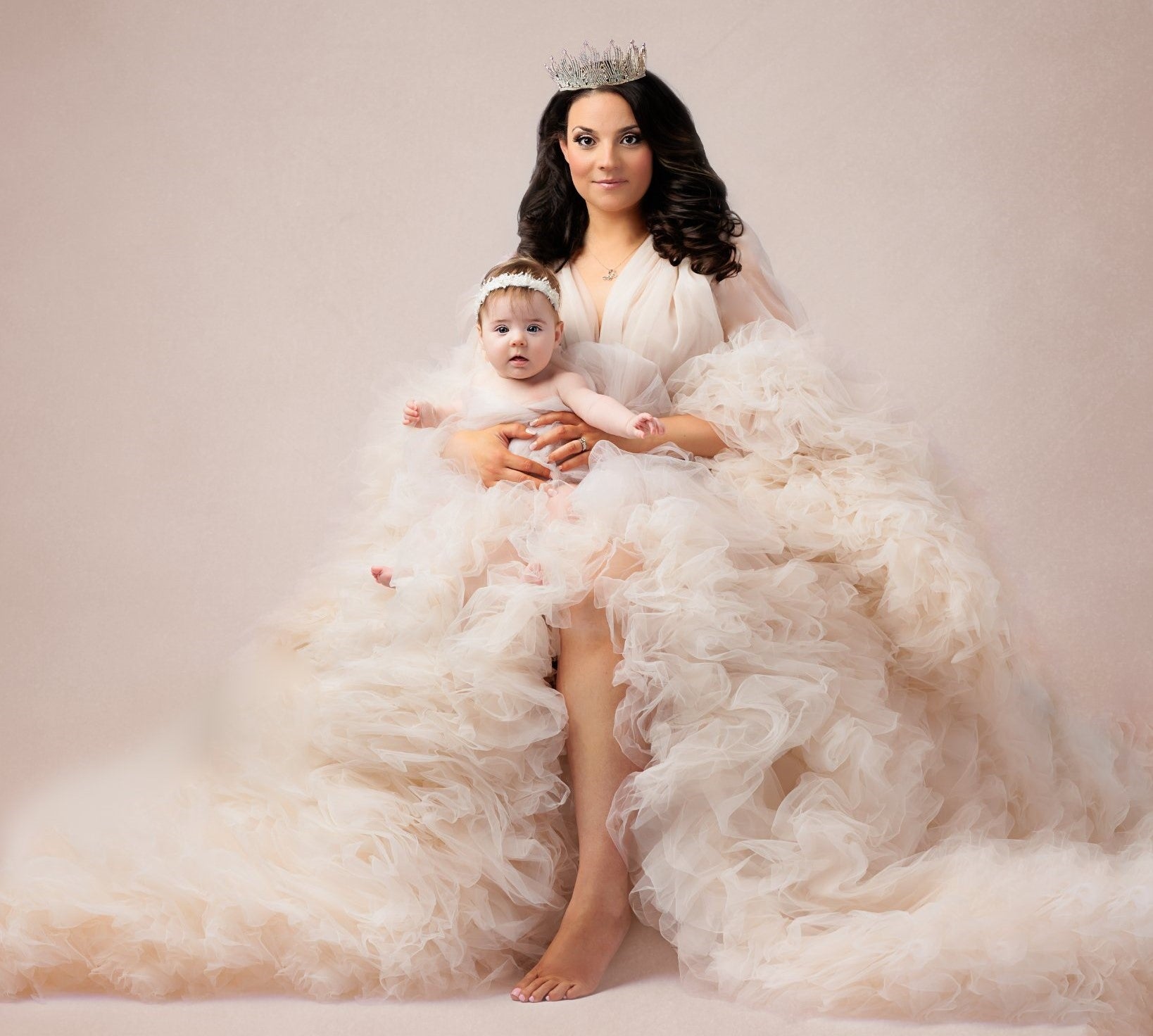 Maternity Photoshoot Dress Rentals